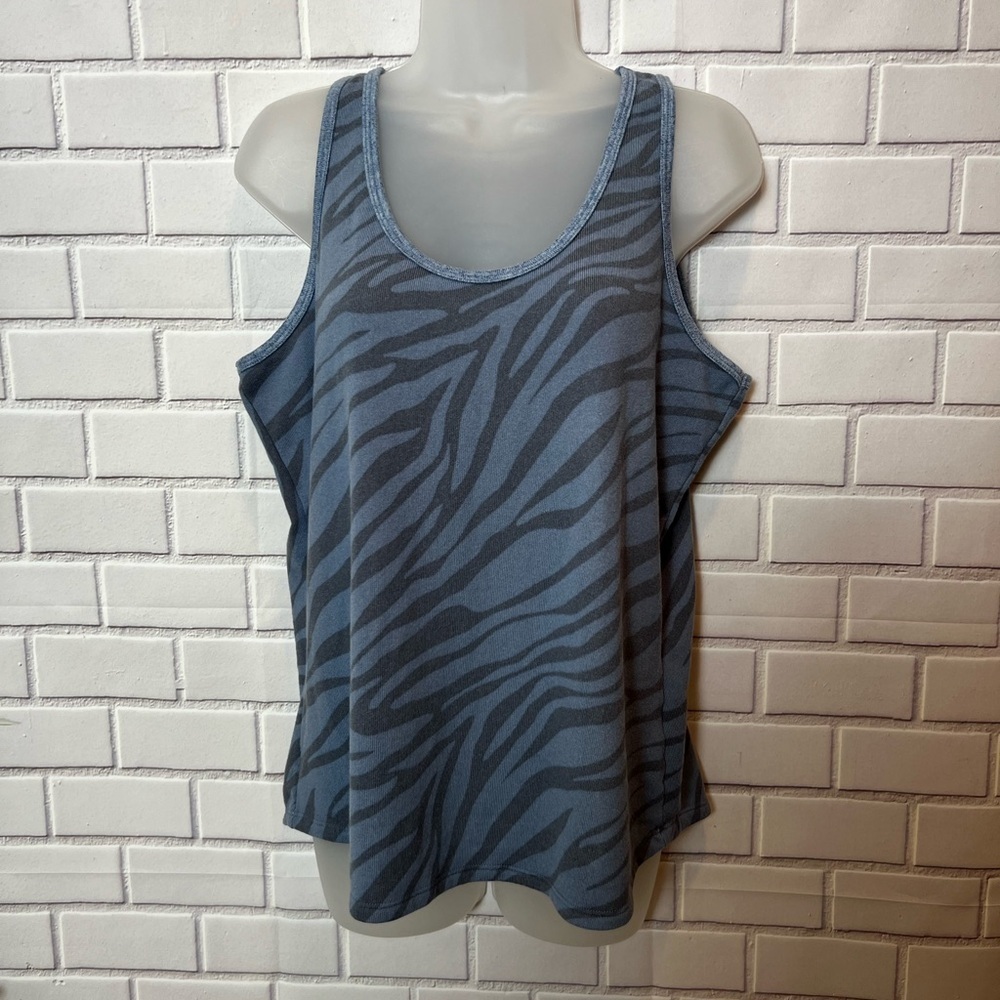 LOVE LIVE LOUNGE women sleeveless top/size XL